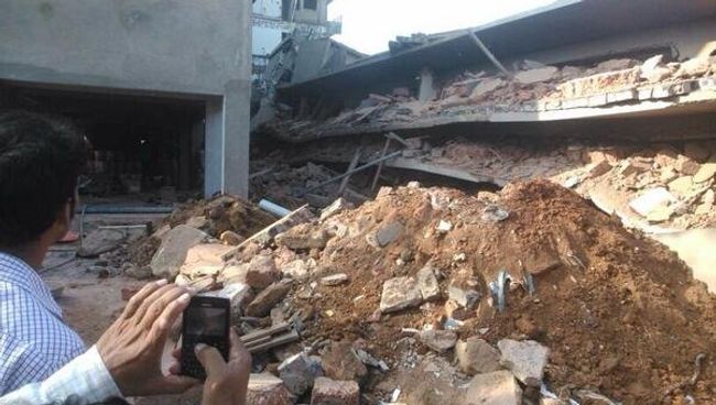 В Гоа обрушилось здание, фото с места события В Гоа обрушилось здание, фото с места события