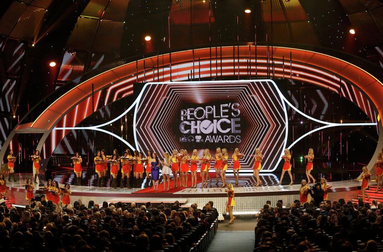 Церемония открытия премии People's Choice в Лос-Анджелес, Калифорния