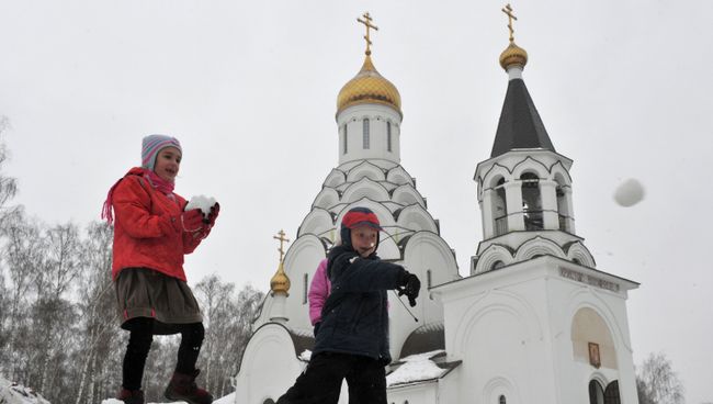 Храм в Подмосковье. Архивное фото Храм в Подмосковье. Архивное фото