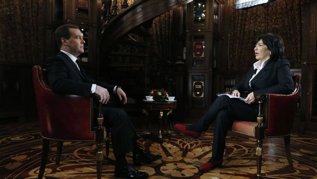 Интервью Д.Медведева телекомпании CNN. Фото с места событий
