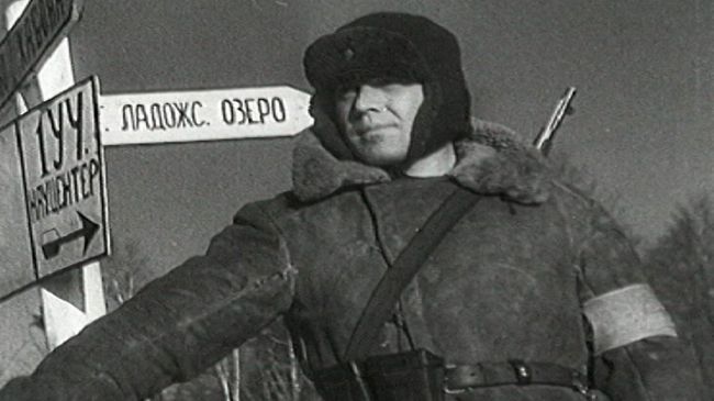 Город, который выжил. Архивные кадры к 70-летию снятия блокады Ленинграда Город, который выжил. Архивные кадры к 70-летию снятия блокады Ленинграда