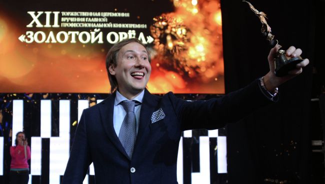 Режиссер Николай Лебедев на церемонии вручения премии Золотой Орел Режиссер Николай Лебедев на церемонии вручения премии Золотой Орел