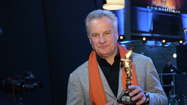 Режиссер Сергей Ястржембский на церемонии вручения премии Золотой Орел. Архивное фото Режиссер Сергей Ястржембский на церемонии вручения премии Золотой Орел. Архивное фото