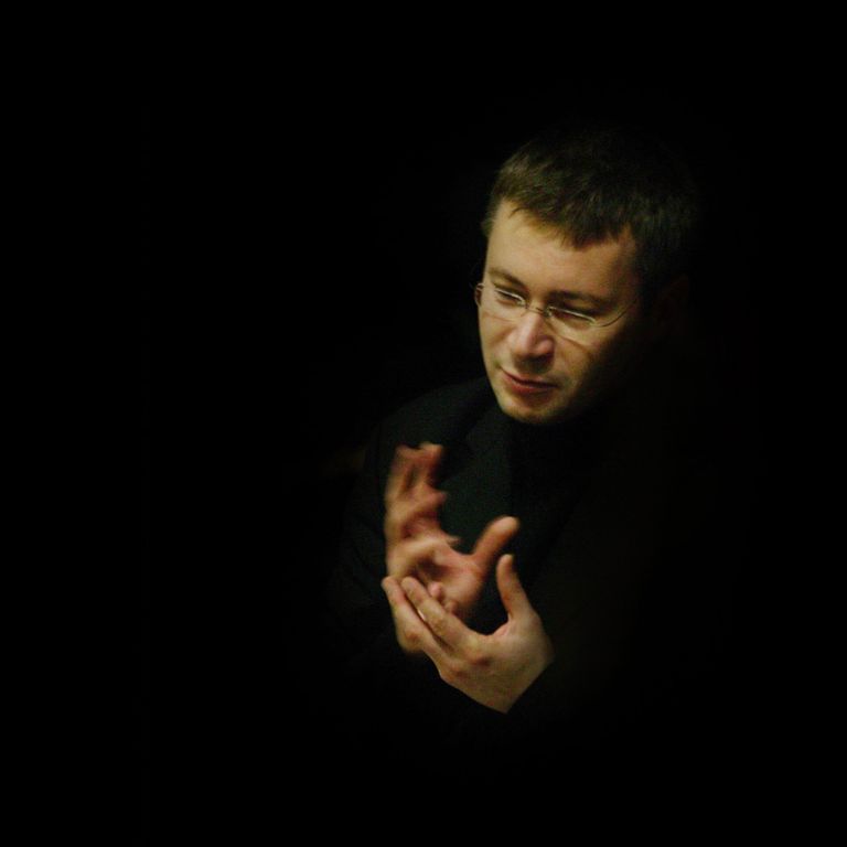 Художественный руководитель Камерного хора Смольного собора дирижер Владимир Беглецов Художественный руководитель Камерного хора Смольного собора дирижер Владимир Беглецов