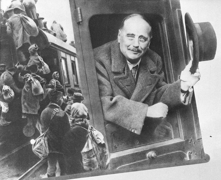 Английский писатель Герберт Уэллс. 1969 год Английский писатель Герберт Уэллс. 1969 год