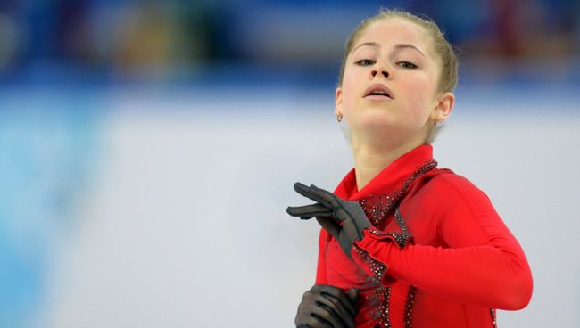 Юлия Липницкая (Россия) выступает в произвольной программе женского одиночного катания командных соревнований по фигурному катанию Юлия Липницкая (Россия) выступает в произвольной программе женского одиночного катания командных соревнований по фигурному катанию