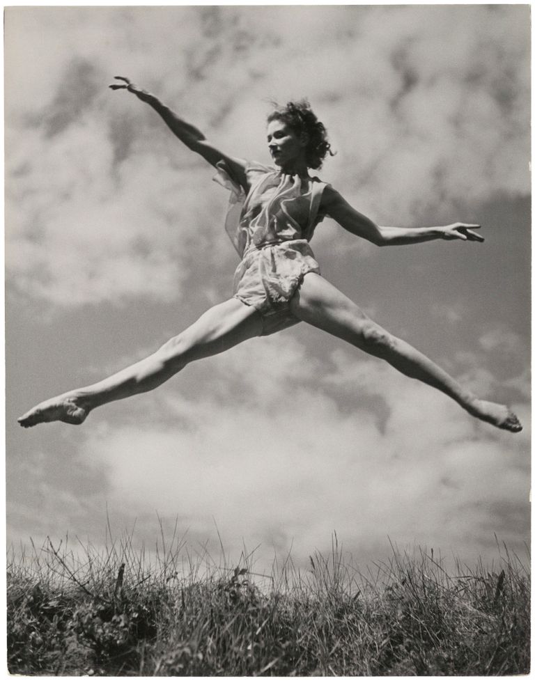 Андре Штайнер. Танцовщица, 1936 г. Бромосеребряно-желатиновый отпечаток. 