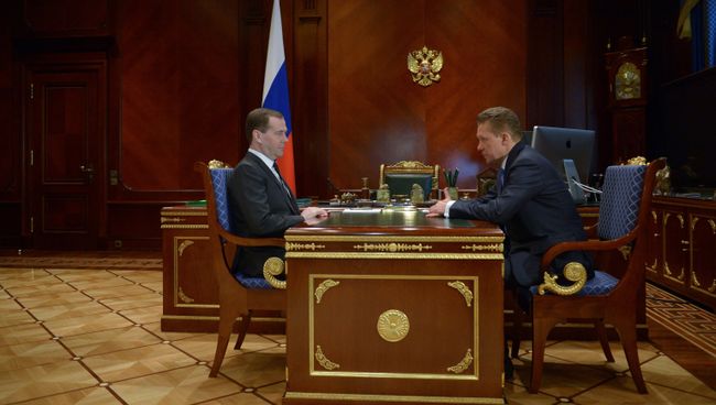 Дмитрий Медведев провел встречу с Алексеем Миллером. Фото с места события Дмитрий Медведев провел встречу с Алексеем Миллером. Фото с места события