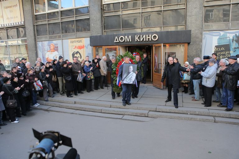 Прощание с народным артистом РФ Анатолием Кузнецовым Прощание с народным артистом РФ Анатолием Кузнецовым