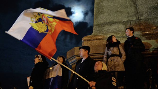 В Севастополе после голосования на референдуме о статусе Крыма В Севастополе после голосования на референдуме о статусе Крыма