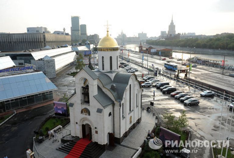 Храм среди высоток Москва-Сити Храм среди высоток Москва-Сити