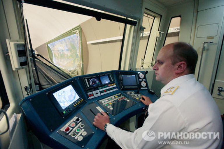 Убийство процентщицы и другие фрески новых станций метро Москвы