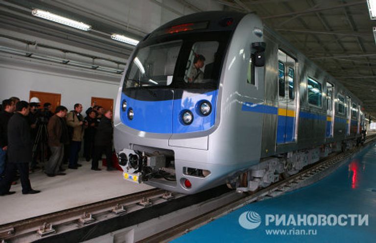 Первые станции и первые пассажиры алмаатинского метро