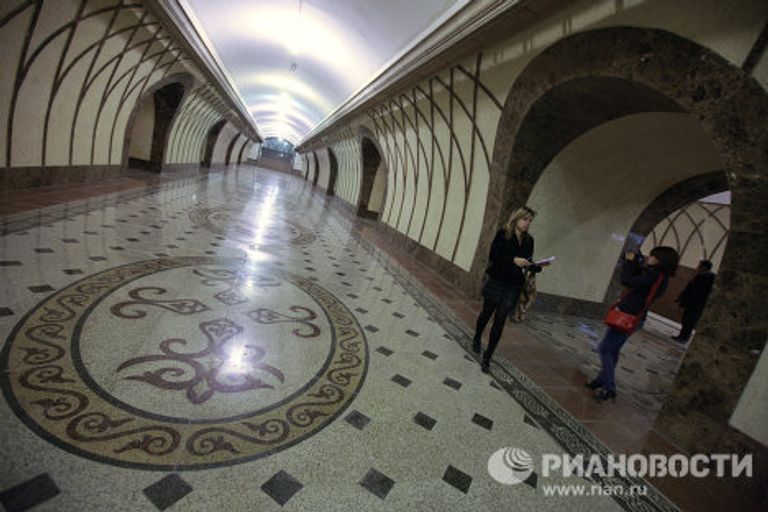 Первые станции и первые пассажиры алмаатинского метро