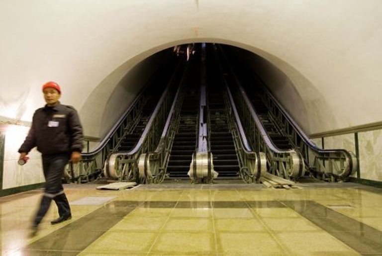 Первые станции и первые пассажиры алмаатинского метро