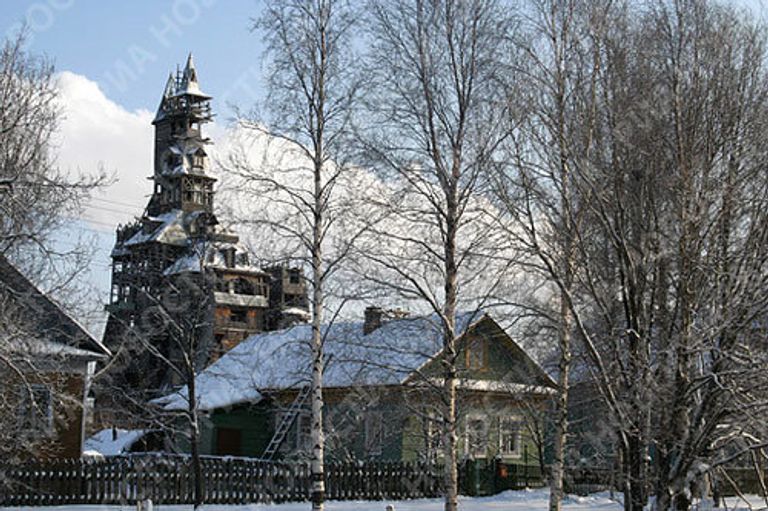 Знаменитый деревянный небоскреб снесут в Архангельске Знаменитый деревянный небоскреб снесут в Архангельске