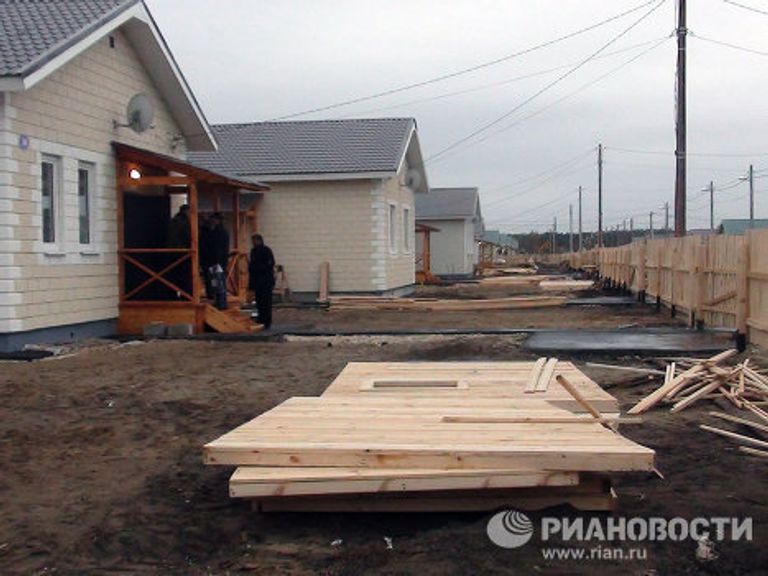 Дома для погорельцев в поселке Белоомут Дома для погорельцев в поселке Белоомут