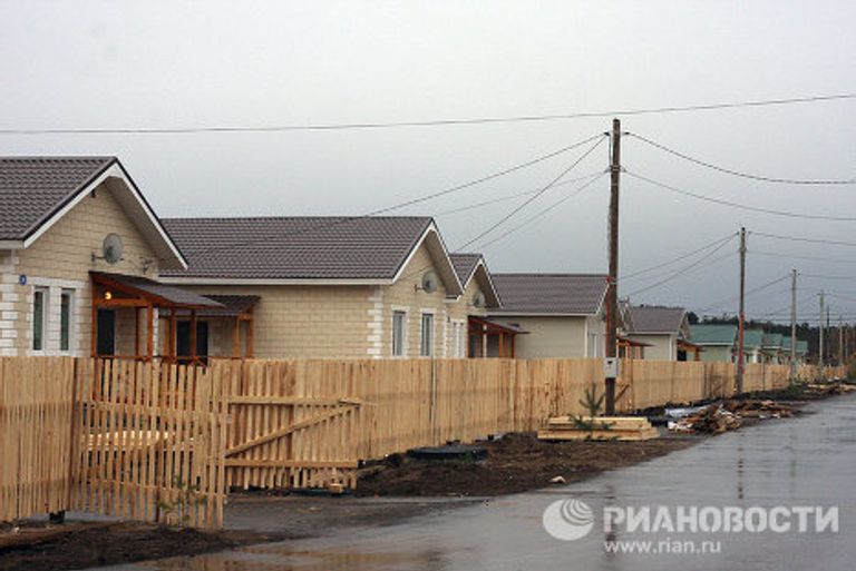 Дома для погорельцев в поселке Белоомут Дома для погорельцев в поселке Белоомут