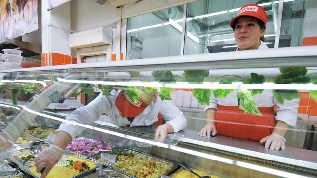 Гипермаркет Магнит, продукты, готовая еда, продавщицы