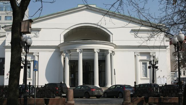 Здание театра Современник на Чистопрудном бульваре