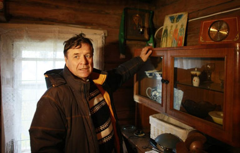 Композитор Григорий Гладков в своем загородном доме Композитор Григорий Гладков в своем загородном доме