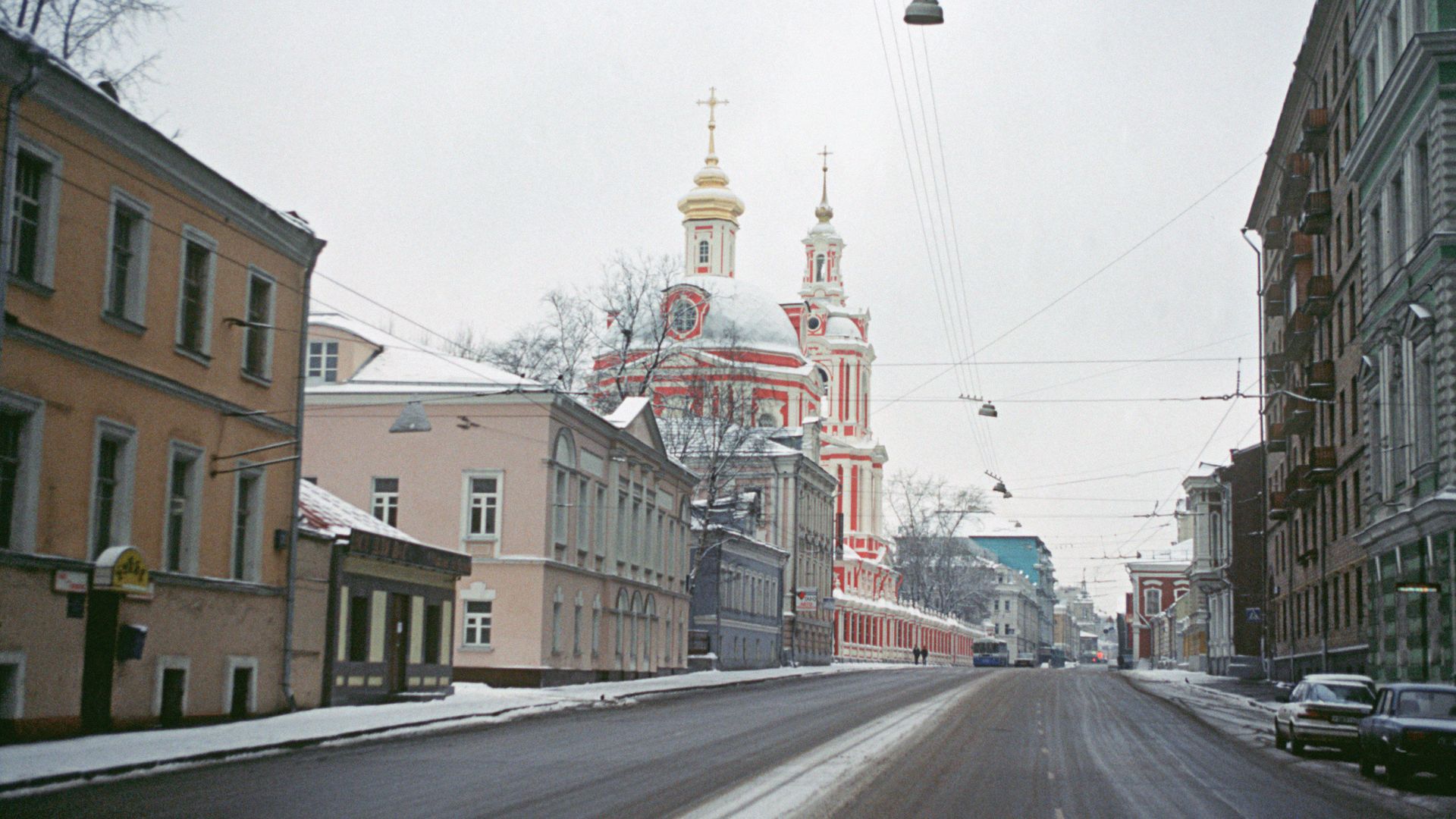 Старая Басманная улица в Москве Старая Басманная улица в Москве - РИА Новости, 1920, 23.01.2025