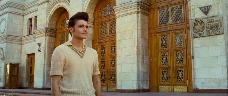 Высотка на Котельнической набережной в фильме Стиляги Высотка на Котельнической набережной в фильме Стиляги