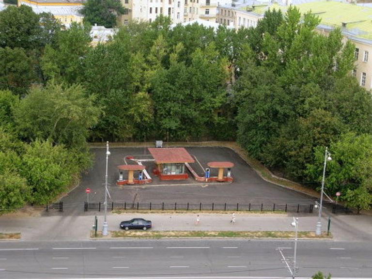 Бензозаправка Дворца Советов Бензозаправка Дворца Советов