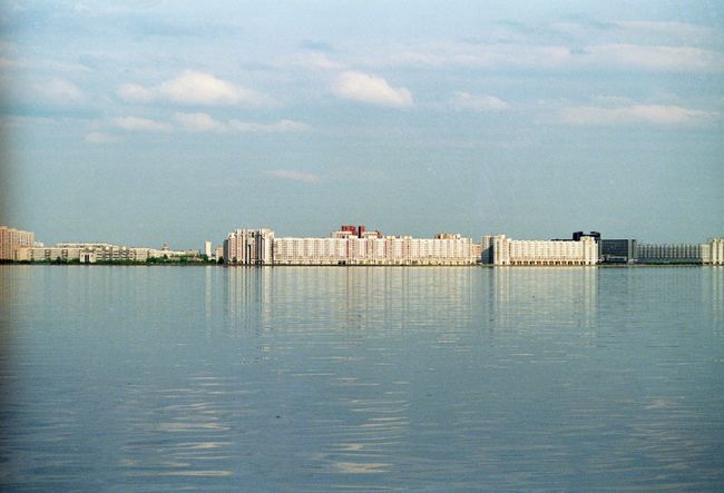 Новый жилой район города на берегу Финского залива