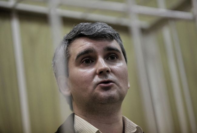 Андрей Бородин доставлен в Хамовнический суд Москвы