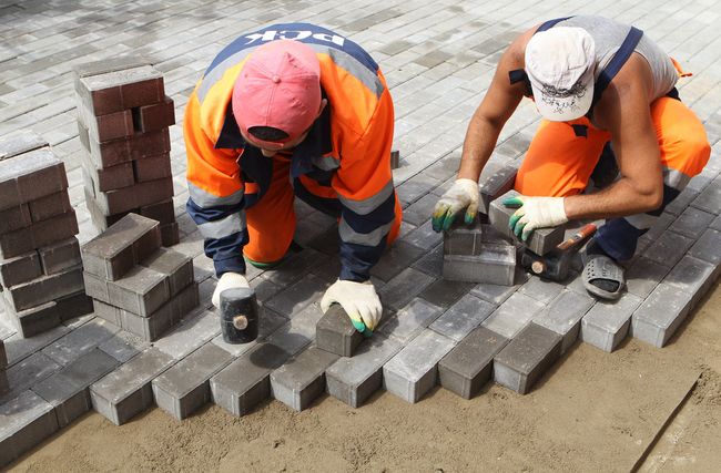 Укладка тротуарной плитки в Москве Укладка тротуарной плитки в Москве