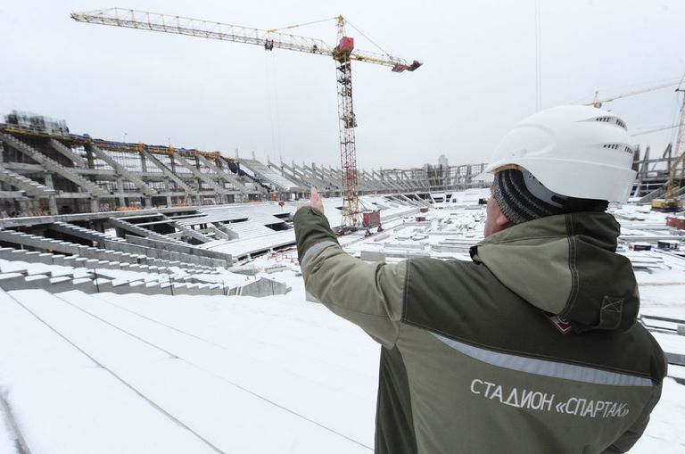 Строительство стадиона «Спартак» Строительство стадиона «Спартак»