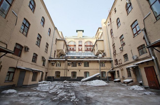 Здание Политехнического музея в Москве