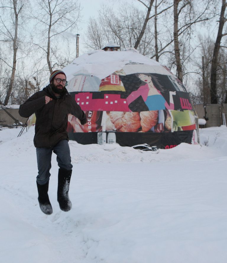Житель Новосибирска построил себе круглый дом Житель Новосибирска построил себе круглый дом
