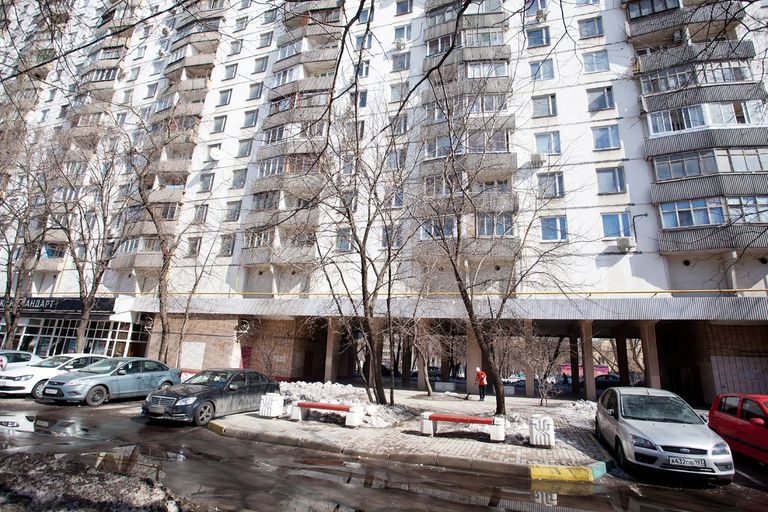 Где и зачем в Москве строили дома на ножках Где и зачем в Москве строили дома на ножках