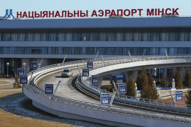Прерванное авиасообщение между Россией и Белоруссией временно возобновлено Прерванное авиасообщение между Россией и Белоруссией временно возобновлено