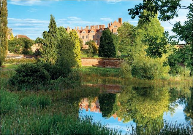 Дворцовый комплекс Bramshill в британском Хэмпшире Дворцовый комплекс Bramshill в британском Хэмпшире