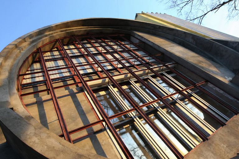 Гараж Госплана архитектора Констанина Мельникова на Авиамоторной улице Гараж Госплана архитектора Констанина Мельникова на Авиамоторной улице