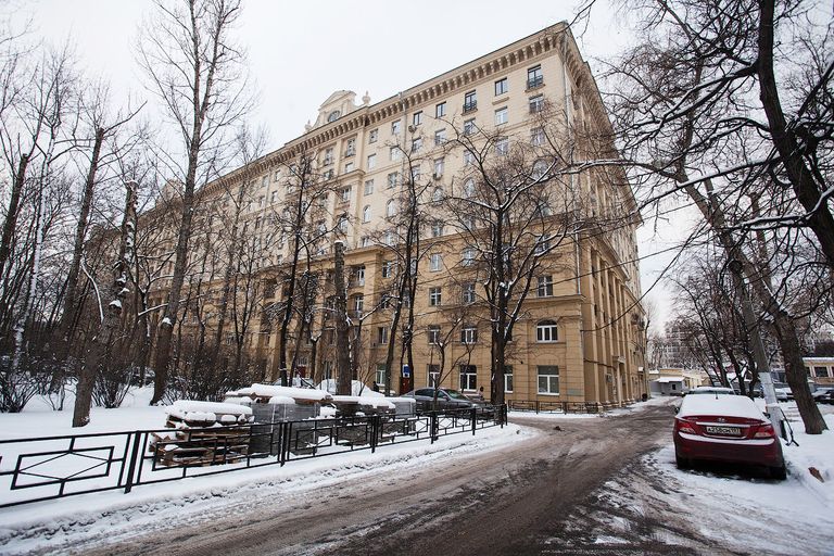 Фрунзенская набережная, 24