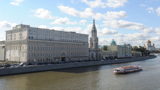 Софийская набережная