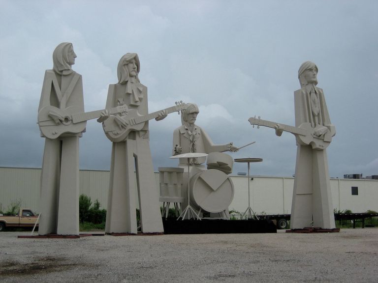 Памятник The Beatles Памятник The Beatles