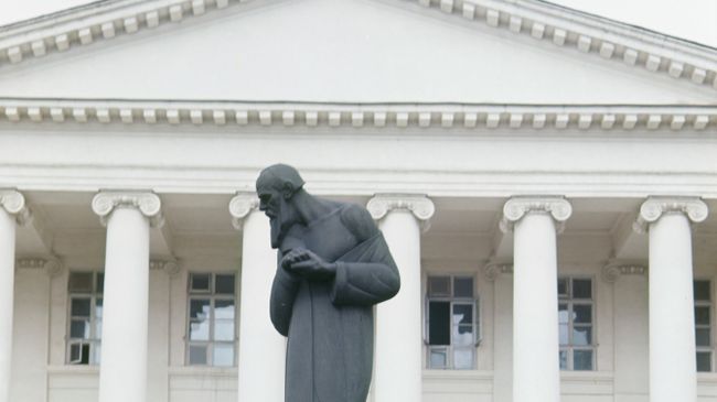 Памятник Ф. М. Достоевскому в Москве