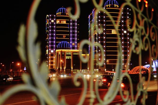 Предновогодняя иллюминация в Грозном