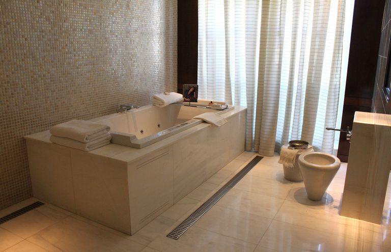 Ванная комната в отеле Park Hyatt Istanbul Ванная комната в отеле Park Hyatt Istanbul