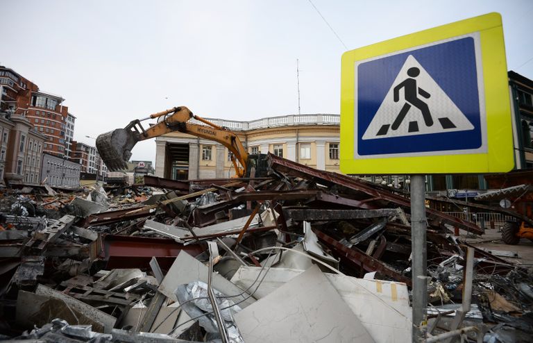 Снос незаконных построек в Москве