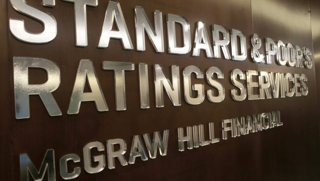 Логотипы компании Standard & Poor's