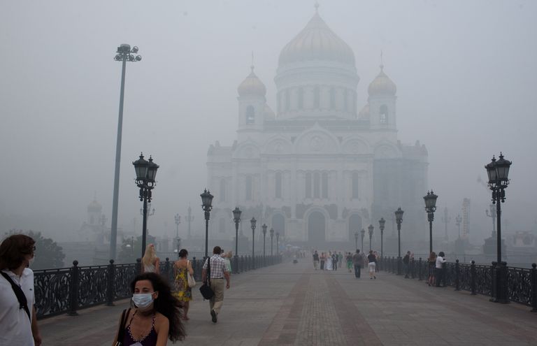 Москва в дыму от лесных пожаров Москва в дыму от лесных пожаров