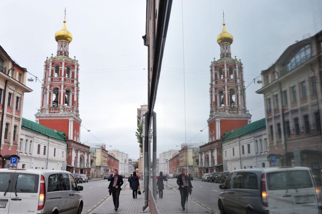 500 лет Петровскому храму Высоко-Петровского монастыря 500 лет Петровскому храму Высоко-Петровского монастыря