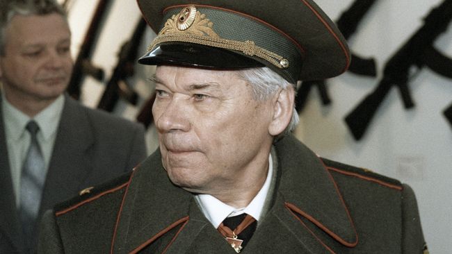 Конструктор Михаил Калашников