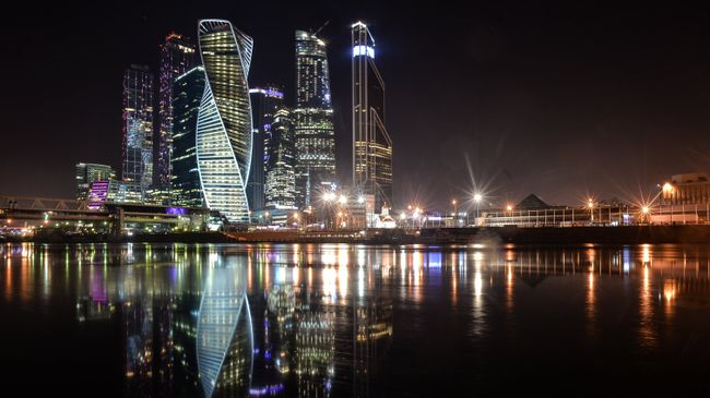 Башня Эволюция в Москва-Сити. Виды Москва-Сити Башня Эволюция в Москва-Сити. Виды Москва-Сити